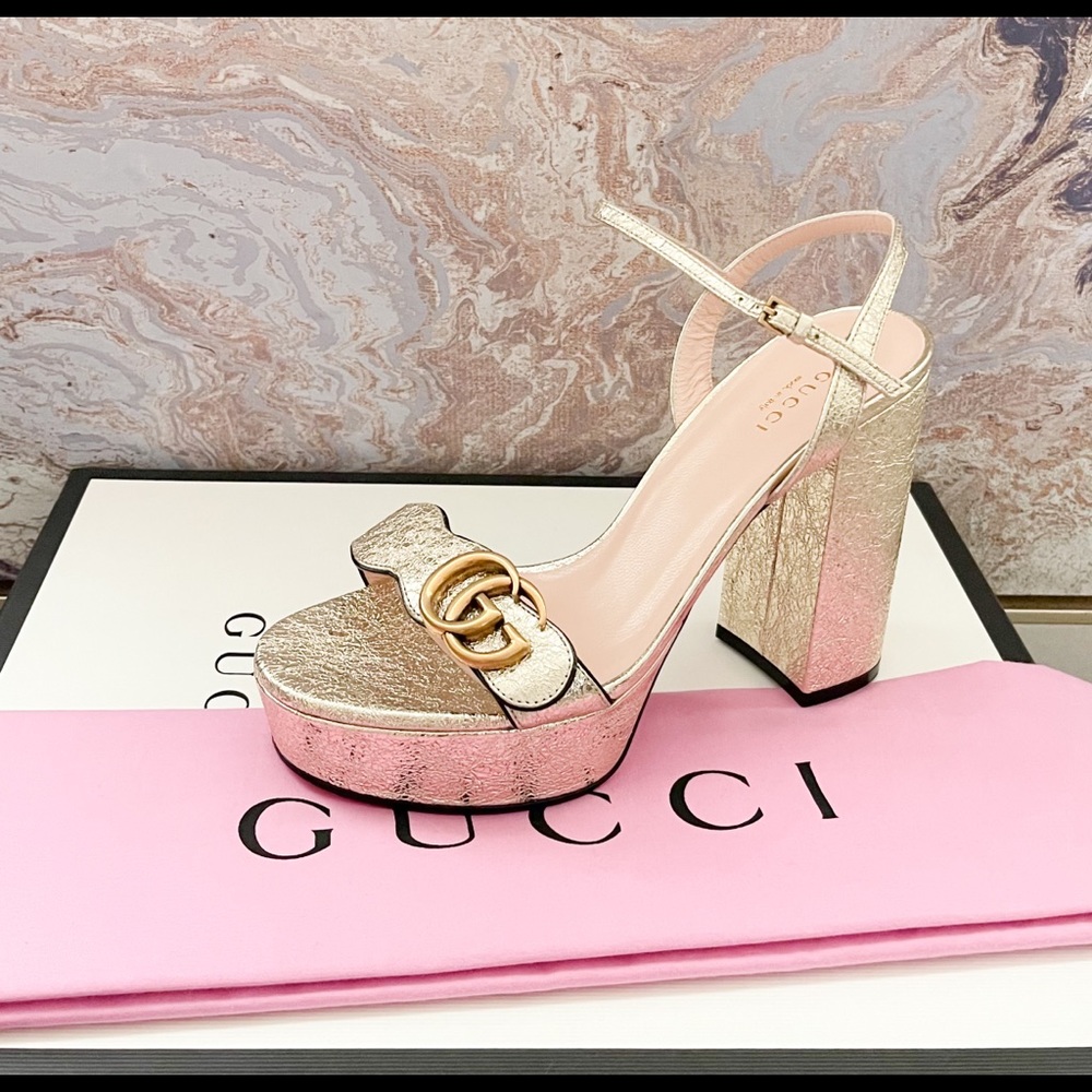 Sold New! Gucci GG Marmont Metallic Gold Sandals - Picture 1 of 10
